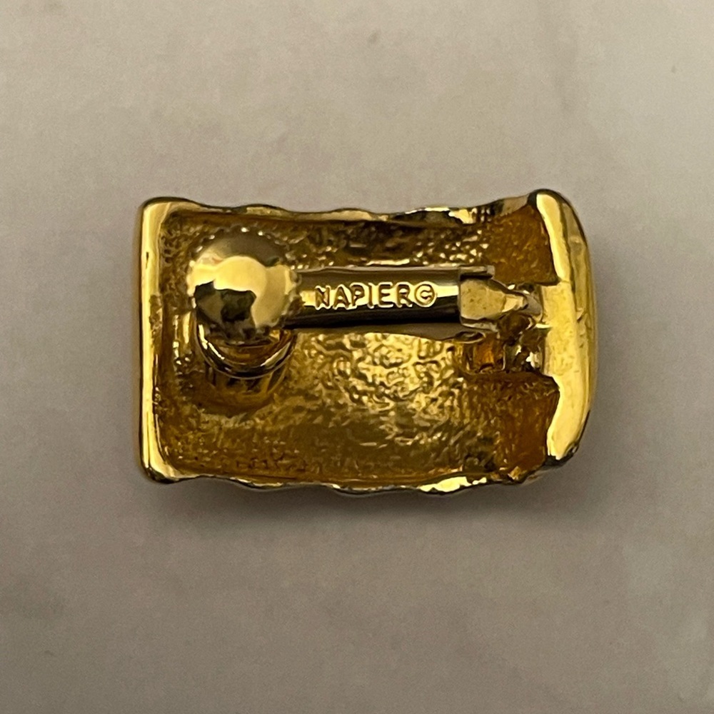 Napier Gold Screw Back Clip-On Earrings VTG - Picture 9 of 9